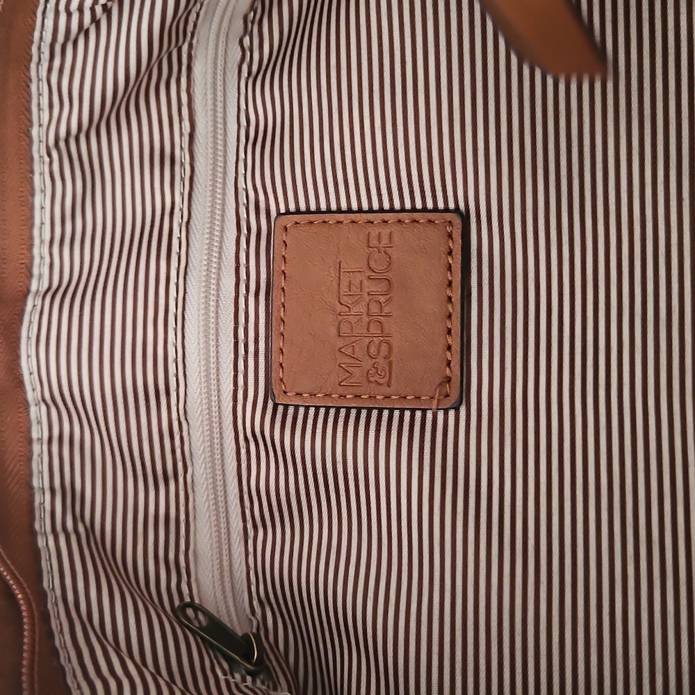 Market & Spruce Red Tote - Picture 2 of 8